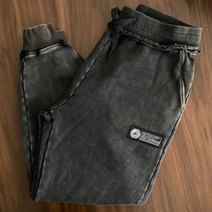 ALPHALETE VERY TERRY JOGGERS-size M NEVER WORN BRAND NEW